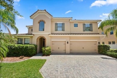Lake Home For Sale in ST Cloud, Florida