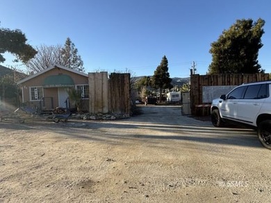 Located directly on Lake Isabella Blvd, this C2-zoned commercial - photo 3