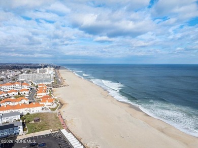 A Premiere Ocean View Townhouse You Don't Want to Miss! A - photo 48