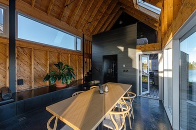 Point House, a rare offering by internationally acclaimed - photo 10