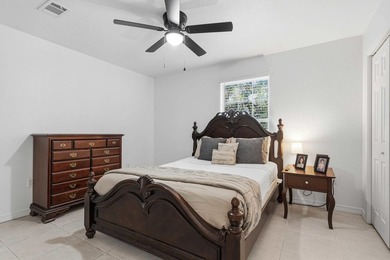 Private, well-kept 4BR/2.5BA home on a spacious lot in Magnolia - photo 10