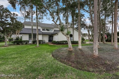 (private lake, pond, creek) Home Sale Pending in Ponte Vedra Beach Florida