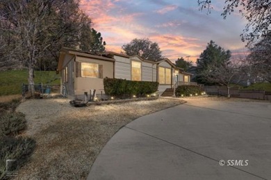 This beautiful & well maintained 3-bedroom, 2-bath custom 2007 - photo 2