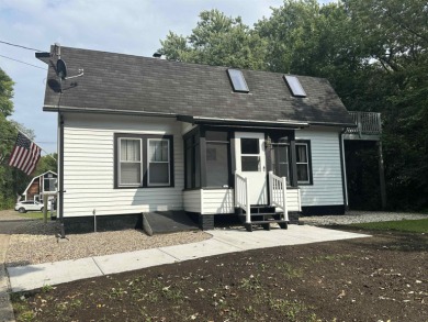 Lake Home For Sale in Beloit, Wisconsin