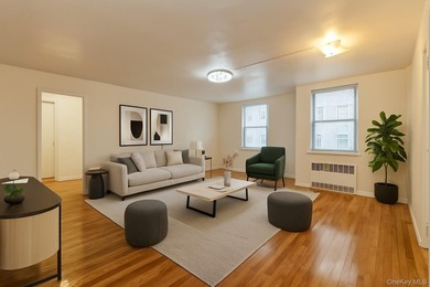 Spacious and Sunlit 2-Bedroom Coop in the Heart of Forest Hills - photo 5