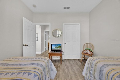Under contract-accepting backup offers. FIRST floor and fully - photo 16