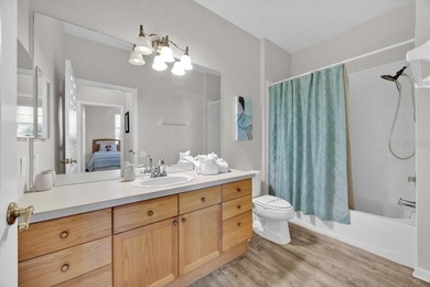 Under contract-accepting backup offers. FIRST floor and fully - photo 18