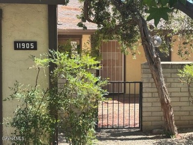 (private lake, pond, creek) Home For Sale in Bakersfield California