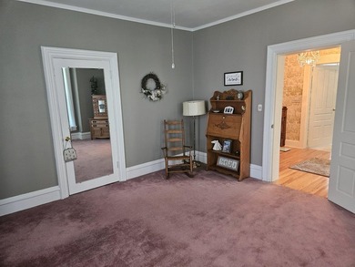 Classic architecture, modern updates, and an unbeatable location - photo 22
