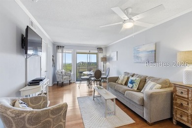 Unit 2305 offers a view that needs to be seen soon. From the 3rd - photo 10