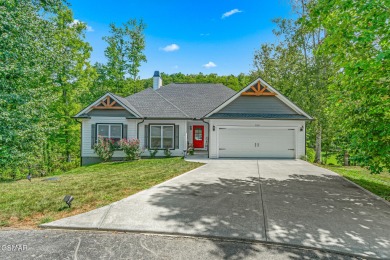 Lake Home For Sale in Sevierville, Tennessee