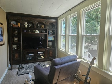 Classic architecture, modern updates, and an unbeatable location - photo 34