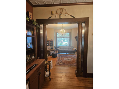 Classic architecture, modern updates, and an unbeatable location - photo 39