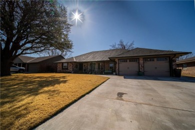 Lake Hefner Home Sale Pending in Oklahoma City Oklahoma