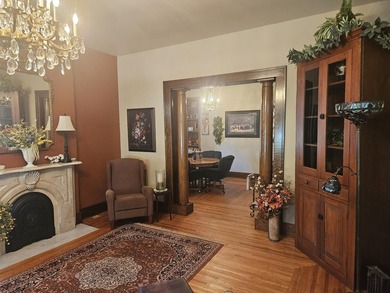 Classic architecture, modern updates, and an unbeatable location - photo 43