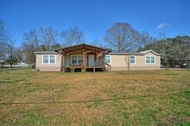 Toledo Bend Lake Home For Sale in Hemphill Texas