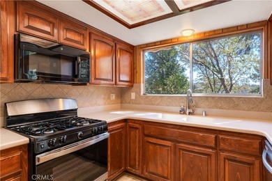 PRICE REDUCTION!!!Charming 4-bedroom, 3-bath mountain home - photo 9