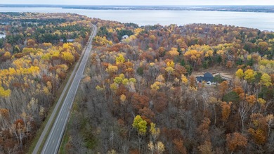 Welcome to an exceptional opportunity to own land in one of - photo 3