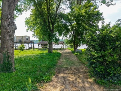 Lake Lot Sale Pending in Jeffersonville, Indiana