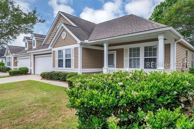 The popular Dickinson floorplan offers an inviting Great Room - photo 1
