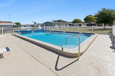 Welcome to easy Florida lake view living in this beautifully - photo 40