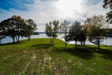 Lake Lot For Sale in Athens, Texas