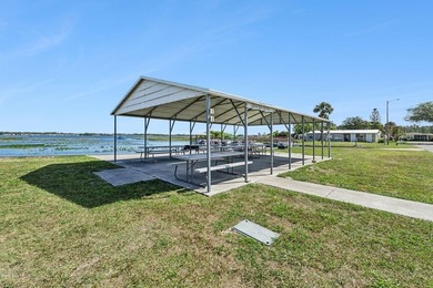 Welcome to easy Florida lake view living in this beautifully - photo 43
