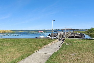 Welcome to easy Florida lake view living in this beautifully - photo 45