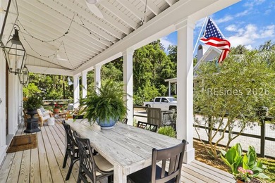 A storybook cottage in the heart of downtown Bluffton, this - photo 5