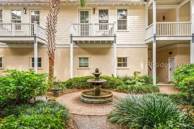 Welcome home to this luxurious lock-and-leave condominium in - photo 4