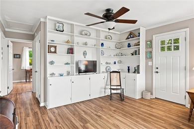 Welcome to the home you've been waiting for! Situated scenically - photo 15