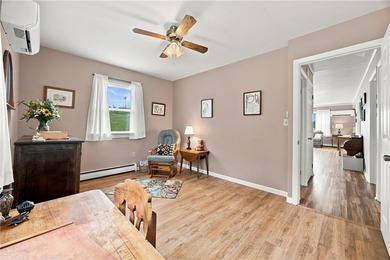 Welcome to the home you've been waiting for! Situated scenically - photo 20