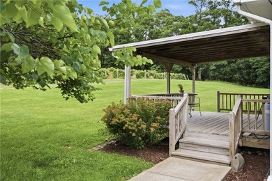 Welcome to the home you've been waiting for! Situated scenically - photo 30
