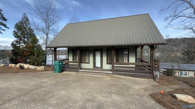 Welcome to the Crow's Nest! Incredible views of Weiss Lake await - photo 3