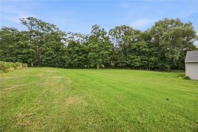 Welcome to the home you've been waiting for! Situated scenically - photo 34