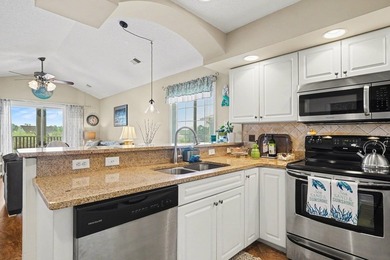 Turn-key 2BR/2BA end unit condo with stunning Intracoastal - photo 9
