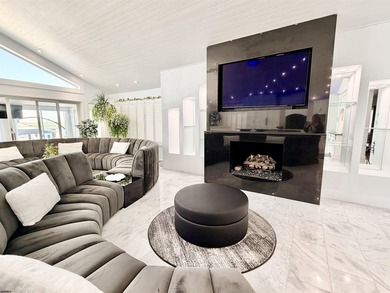 Experience the ultimate island lifestyle in your Contemporary - photo 6