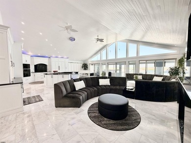 Experience the ultimate island lifestyle in your Contemporary - photo 7