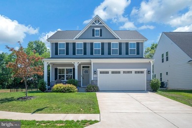 Welcome home to this 4BR, 3.5BA Colonial in the soughtafter - photo 2
