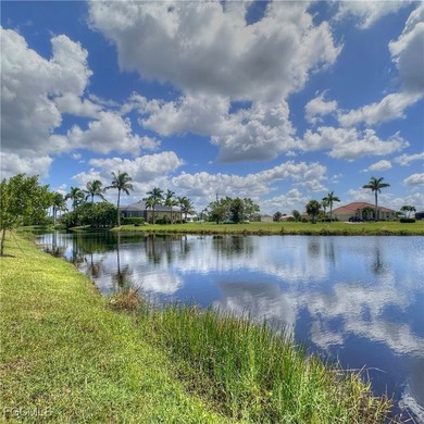 LAKEFRONT! WIDE WATER VIEW!! SOUTHEAST REAR EXPOSURE! ON QUIET - photo 7