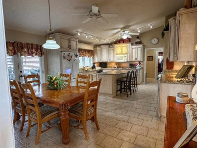 Spacious Custom Lakefront Home...On two of the best Crown Lake - photo 20