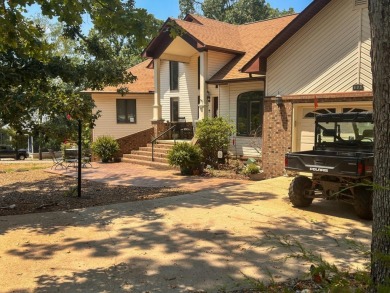Spacious Custom Lakefront Home...On two of the best Crown Lake - photo 21
