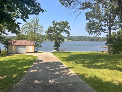 Spacious Custom Lakefront Home...On two of the best Crown Lake - photo 22