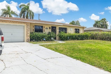 Under contract-accepting backup offers. Welcome to 539 Sabal - photo 3