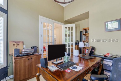 Welcome to 2 Crossings Blvd! Very nice, larger home with great - photo 9