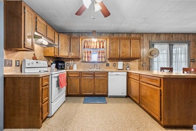 If you've been looking for space to spread out, this 3BR/2BA - photo 9