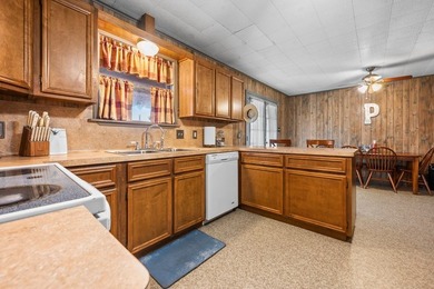 If you've been looking for space to spread out, this 3BR/2BA - photo 10