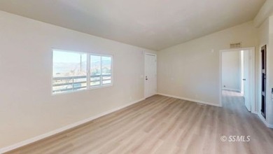 It is not often that you see a property...with the *wow* factor - photo 10