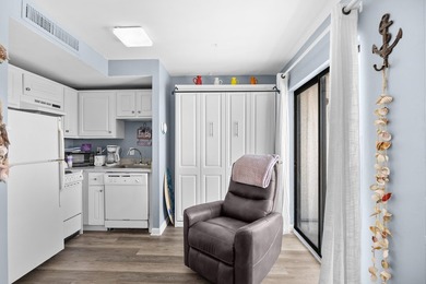 Enjoy stunning ocean views from this beautifully furnished 10th - photo 19