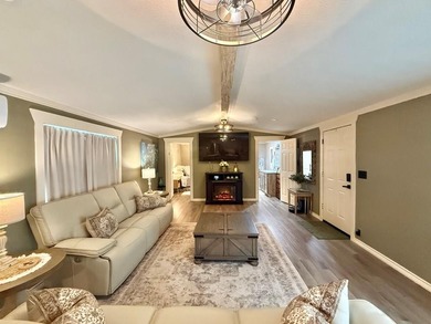 Toledo Bend Lake Home For Sale in Hemphill Texas